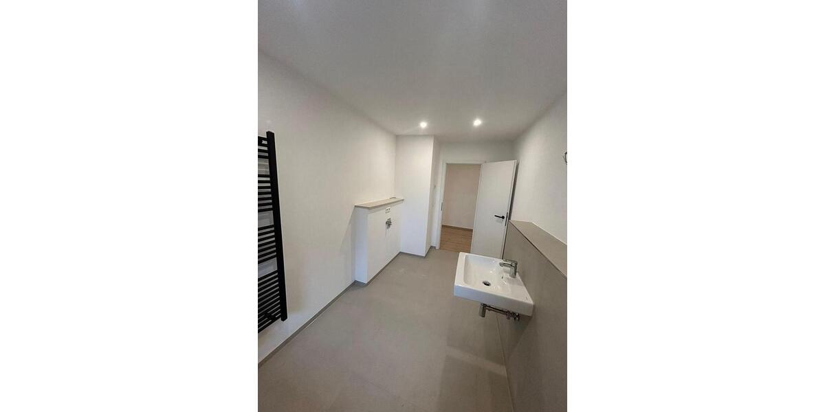 Dachgeschoßwohnung Meerane - 3 Zimmer, 84 m&sup2;, 600&euro; | Angebot:26664457