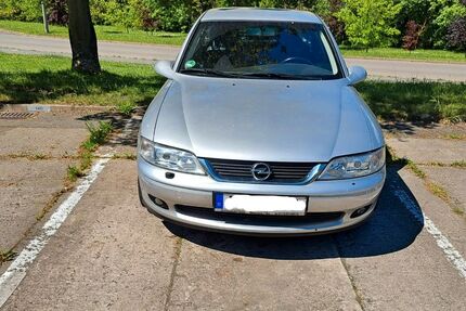 Opel Vectra 153.000 km 850 € Crimmitschau 08451