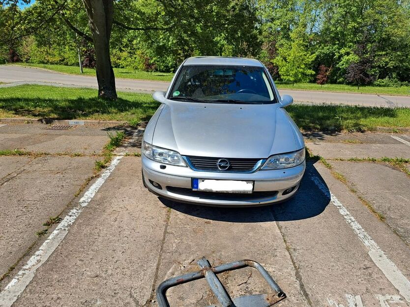 Opel Vectra 153.000 km 850 € Crimmitschau 08451