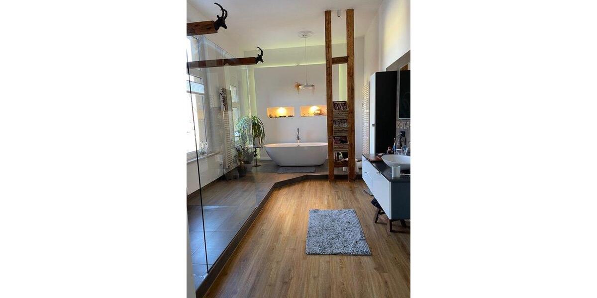 Etagenwohnung Schmölln - 5 Zimmer, 156 m&sup2;, 254.000&euro; | Angebot:26964382