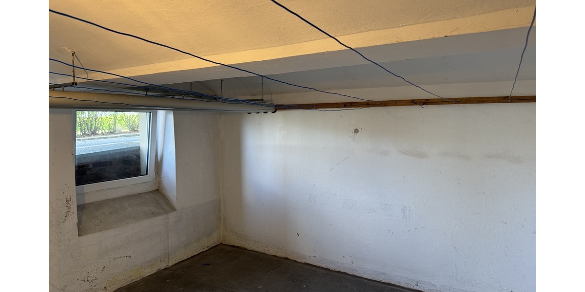 3-Raum ETW mit Balkon, Garage und Stellplatz in Gera - Etagenwohnung Gera Ostviertel | Angebot:26586644