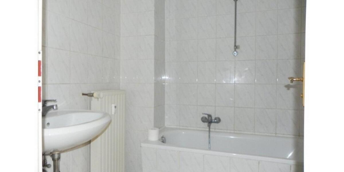 Etagenwohnung Greiz - 2 Zimmer, 62 m&sup2;, 309&euro; | Angebot:26613460