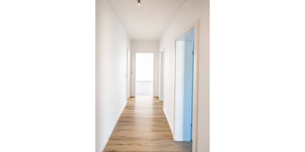 Etagenwohnung Zeitz Rasberg - 3 Zimmer, 72 m&sup2;, 510&euro; | Angebot:26883482