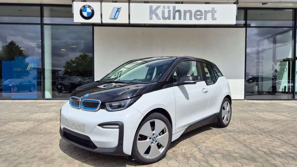 i3
