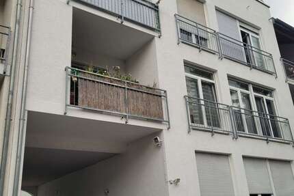 Wohnung zum Kaufen in Meerane 65.000 € 72 m² 3 zimmer