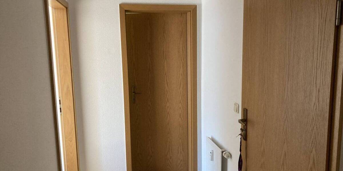 Etagenwohnung Fraureuth - 2 Zimmer, 43 m&sup2;, 290&euro; | Angebot:26261595