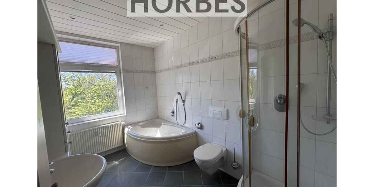 Dachgeschoßwohnung Meerane - 2 Zimmer, 54 m&sup2;, 350&euro; | Angebot:26384051