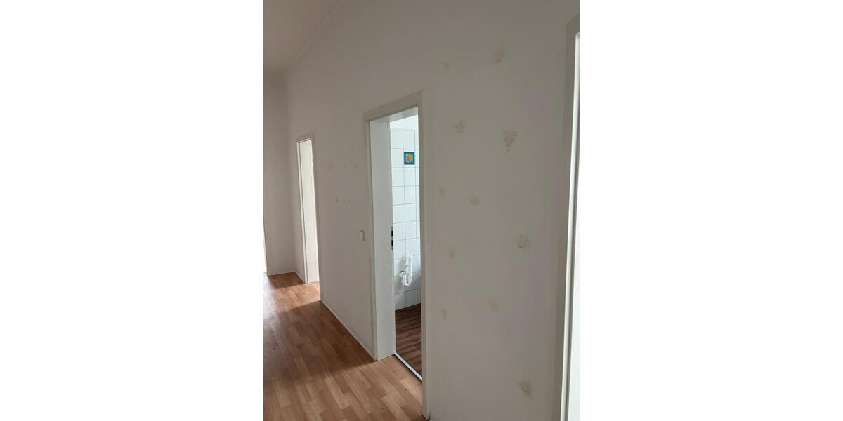 Etagenwohnung Gera Debschwitz - 3 Zimmer, 74 m&sup2;, 460&euro; | Angebot:26532565