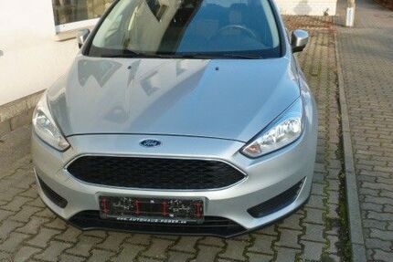 Ford Focus 56.800 km 7.490 &euro; Zeitz 06712