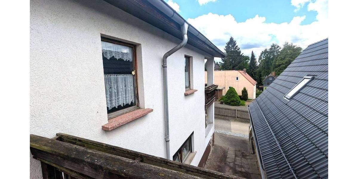 Mehrfamilienhaus, Wohnhaus Hermsdorf - 6 Zimmer, 155 m&sup2;, 79.000&euro; | Angebot:25703141