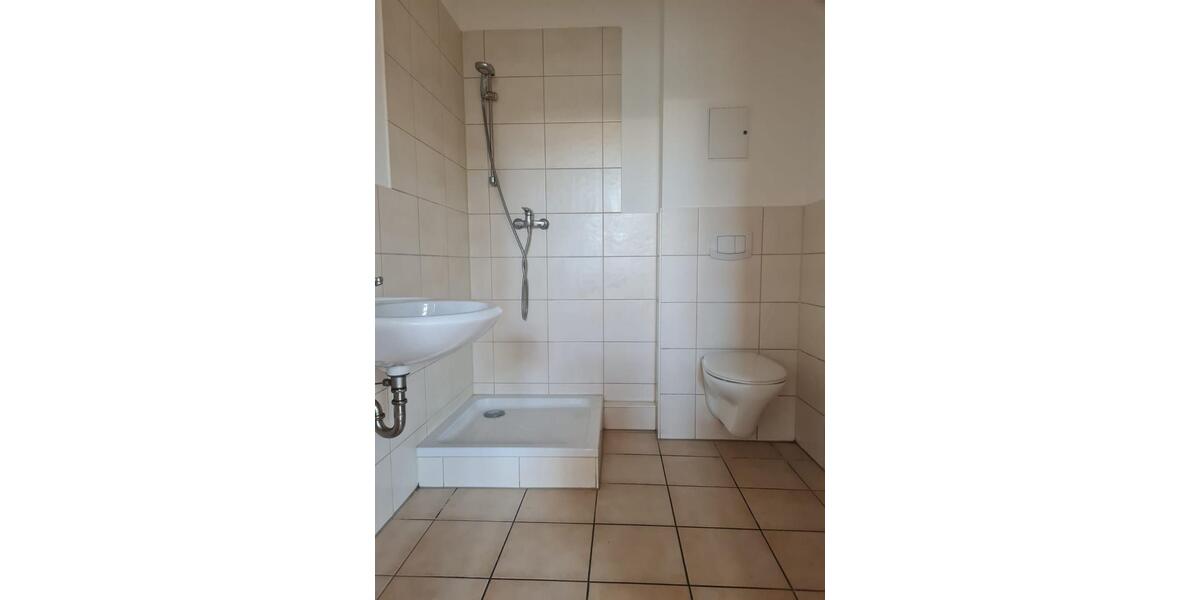 Erdgeschoßwohnung Gera - 1 Zimmer, 22 m&sup2;, 235&euro; | Angebot:26443122