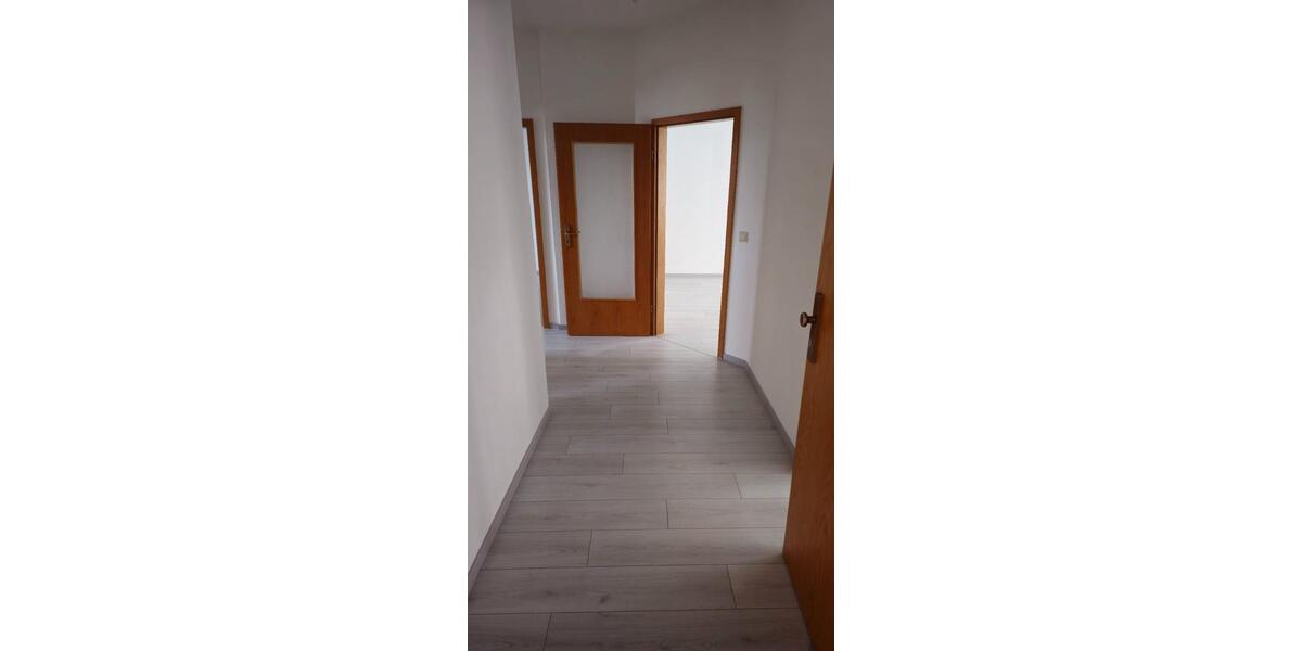 Erdgeschoßwohnung Zeulenroda-Triebes Triebes - 3 Zimmer, 67 m&sup2;, 450&euro; | Angebot:26196828