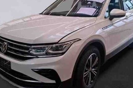 VW Tiguan 99.492 km 29.939 € Gera 07546