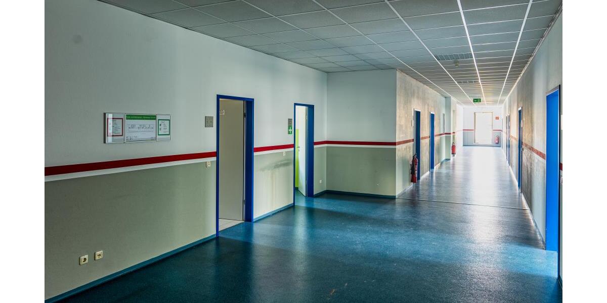 3. OG - Gewerbe im Herzen von Gera! Moderne Büroräume! ca. 403 m² zuzüglich Terrasse - Gewerbeobjekt Gera Debschwitz | Angebot:26890611
