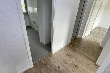 4 Raum Whg. mit Balkon gesucht? Nähe von AMAZON in Gera-Langenberg! - Wohnung Gera Langenberg | Angebot:26335686