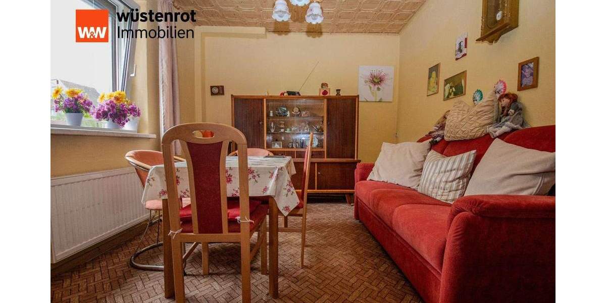 Charmantes Reihenmittelhaus mit großem Garten in ruhiger Wohnlage von Meuselwitz 4 zimmer