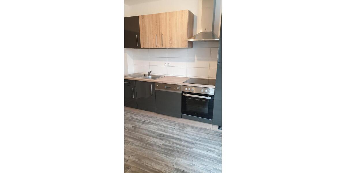 Etagenwohnung Crimmitschau - 2 Zimmer, 50 m&sup2;, 340&euro; | Angebot:26017052