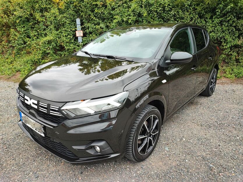 Dacia Sandero 21.152 km 15.795 € Gera 07554