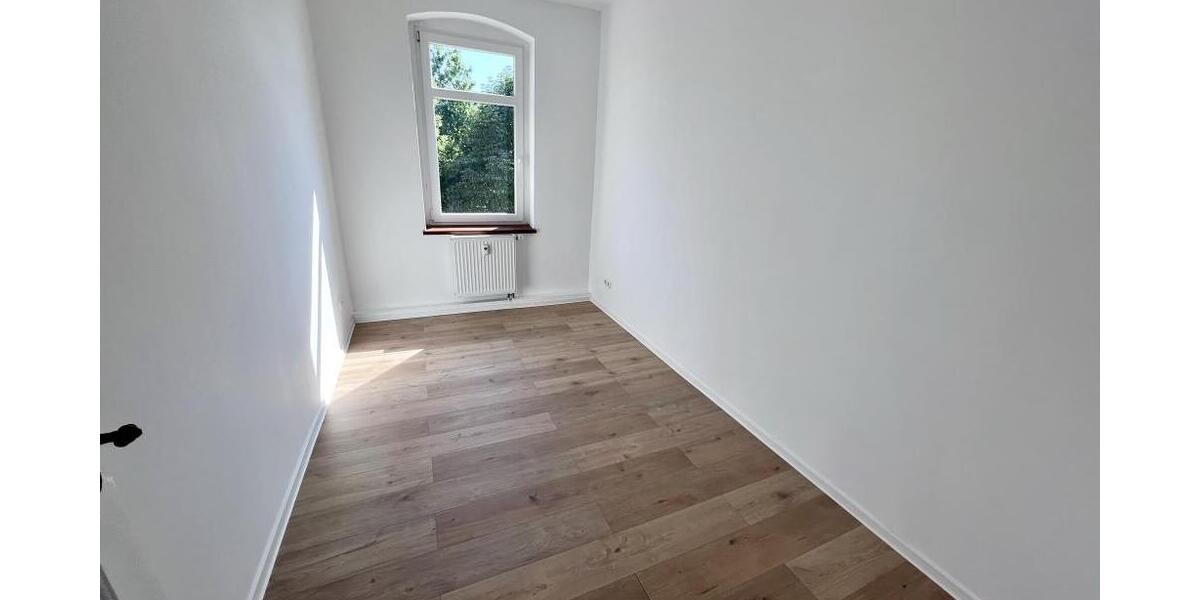 Sanierte 4-Raum-Wohnung mit Balkon und Einbauküche! - Etagenwohnung Gera Zwötzen | Angebot:26335635