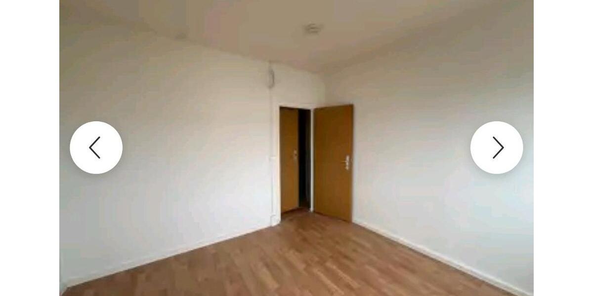 Etagenwohnung Werdau - 3 Zimmer, 57 m&sup2;, 280&euro; | Angebot:26254475