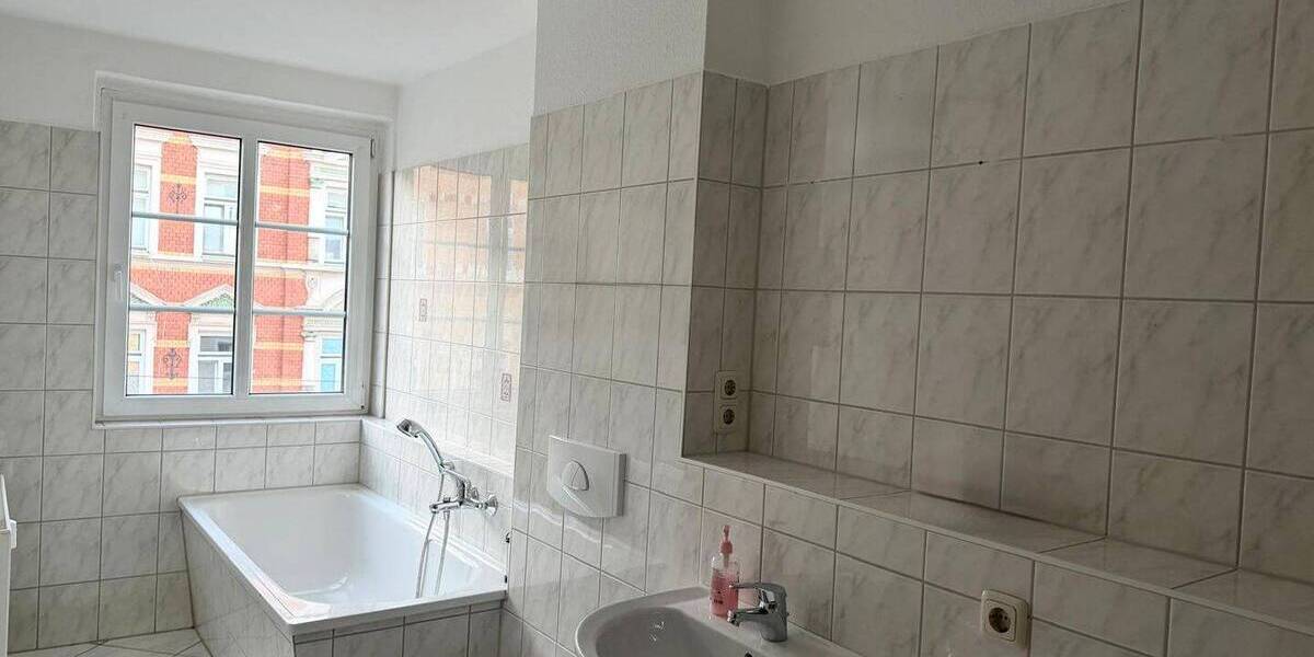 Etagenwohnung Gera Debschwitz - 3 Zimmer, 71 m&sup2;, 400&euro; | Angebot:26189031