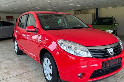 Dacia Sandero 82.000 km 3.499 € Rositz 04617