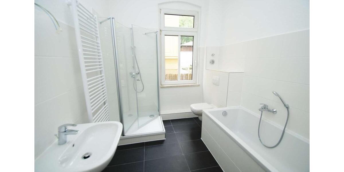 Erdgeschoßwohnung Altenburg - 5 Zimmer, 149 m&sup2;, 800&euro; | Angebot:25546653