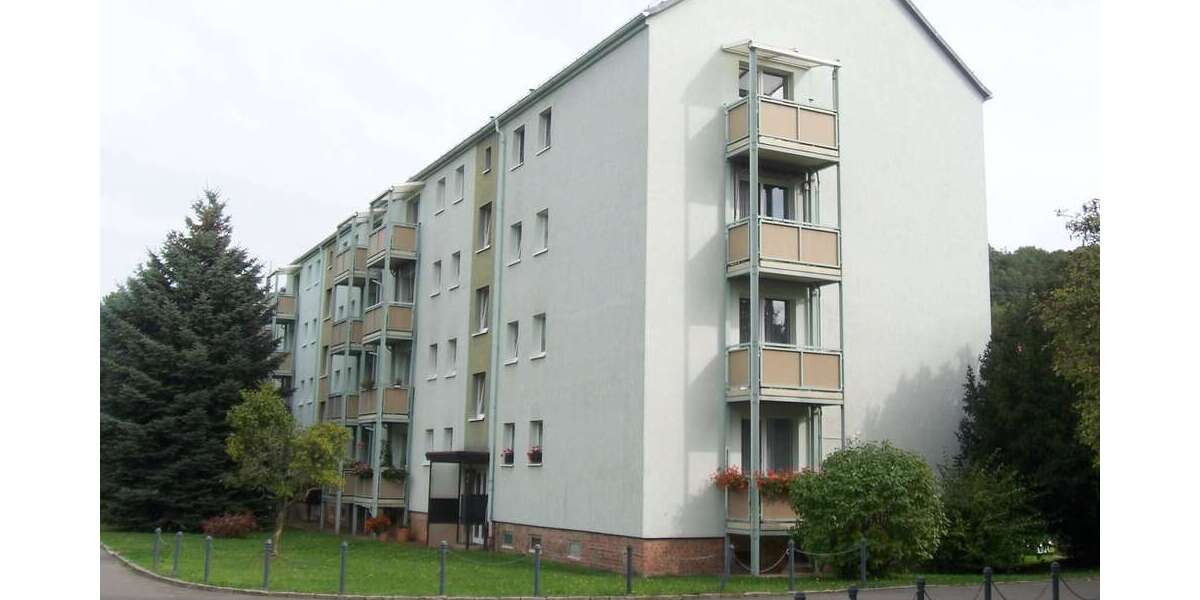 Etagenwohnung Werdau - 2 Zimmer, 48 m&sup2;, 337&euro; | Angebot:26872074