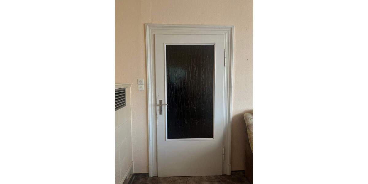 Ausflugslokal mit 3 Wohnungen und großem Grundstück 9 zimmer