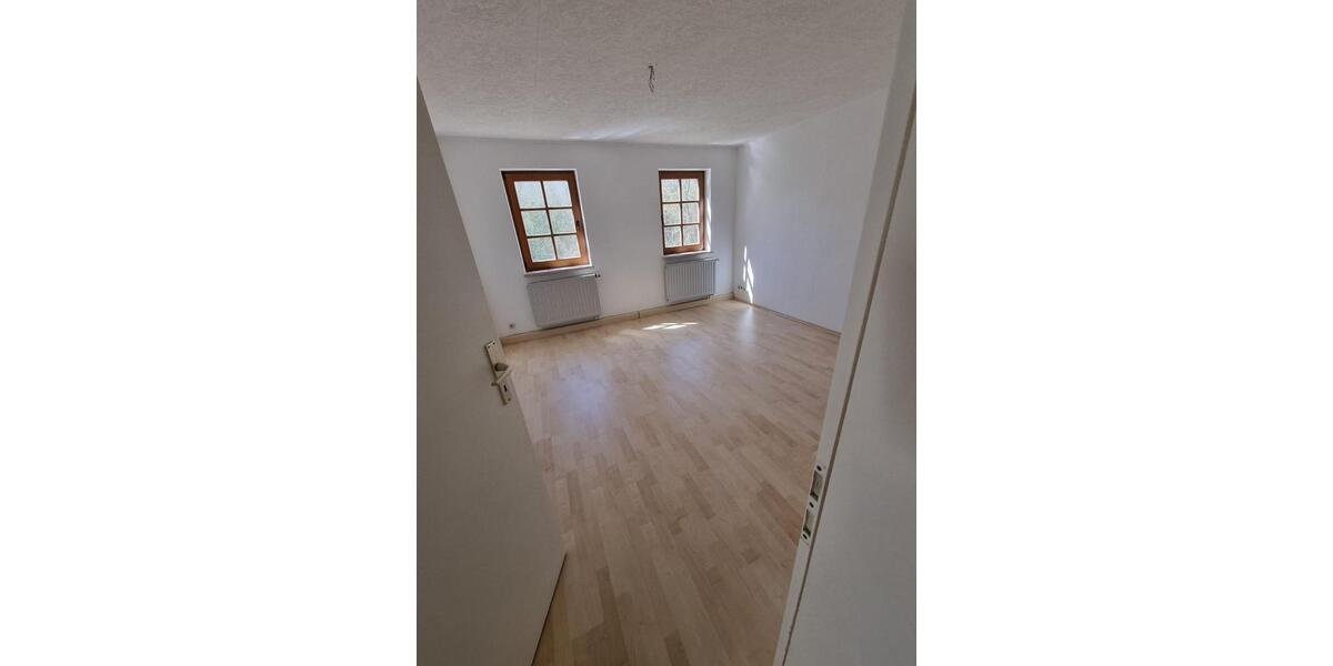 Etagenwohnung Stadtroda - 2 Zimmer, 51 m&sup2;, 470&euro; | Angebot:26292760