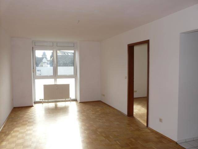 Etagenwohnung Crimmitschau - 2 Zimmer, 51 m&sup2;, 350&euro; | Angebot:26228773