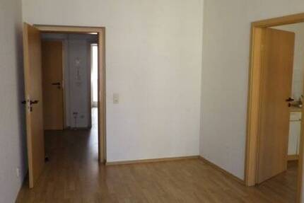 Wohnung Altenburg - 2 Zimmer, 60 m&sup2;, 412&euro; | Angebot:25727995