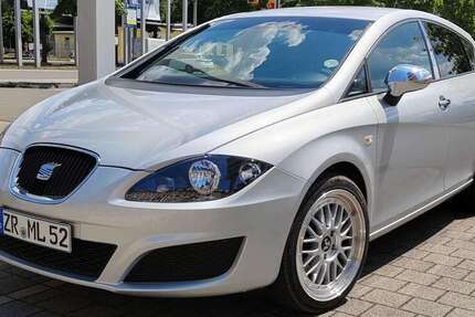 Seat Leon 196.800 km 4.950 &euro; Saara 07589