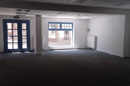 Büro - oder Ladenfläche im Zentrum Stadtrodas 2 zimmer