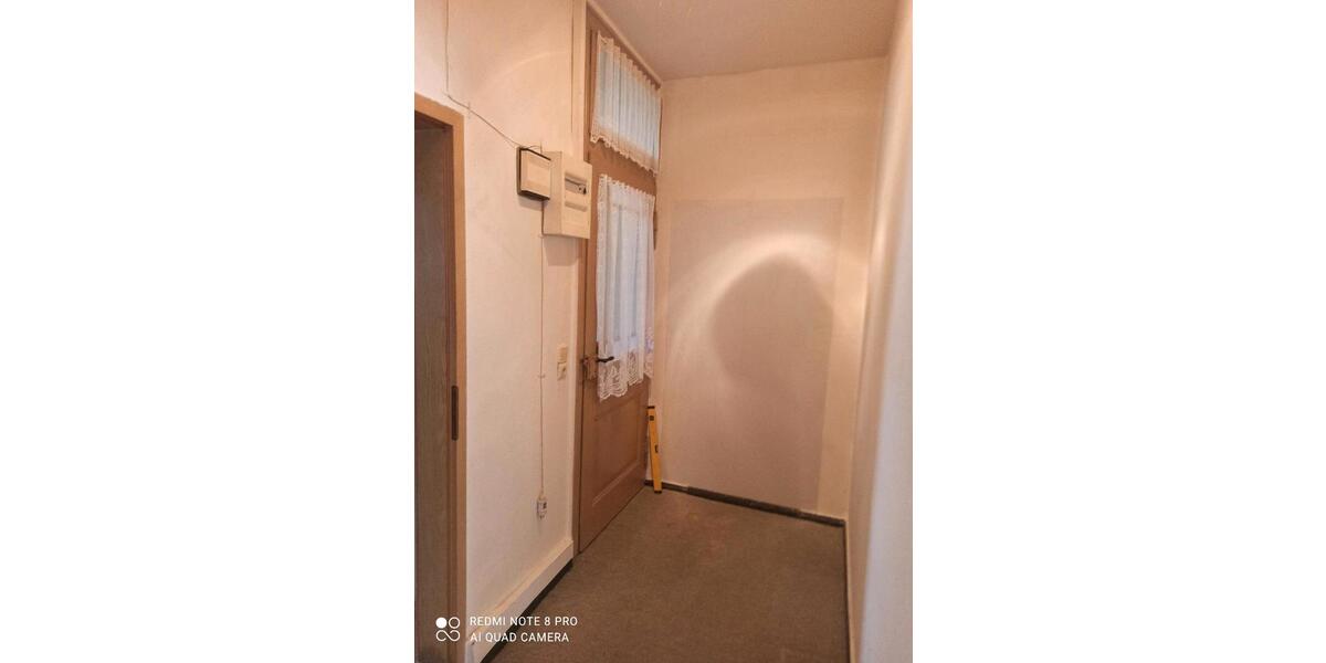 Etagenwohnung Greiz - 2 Zimmer, 37 m&sup2;, 210&euro; | Angebot:26587465