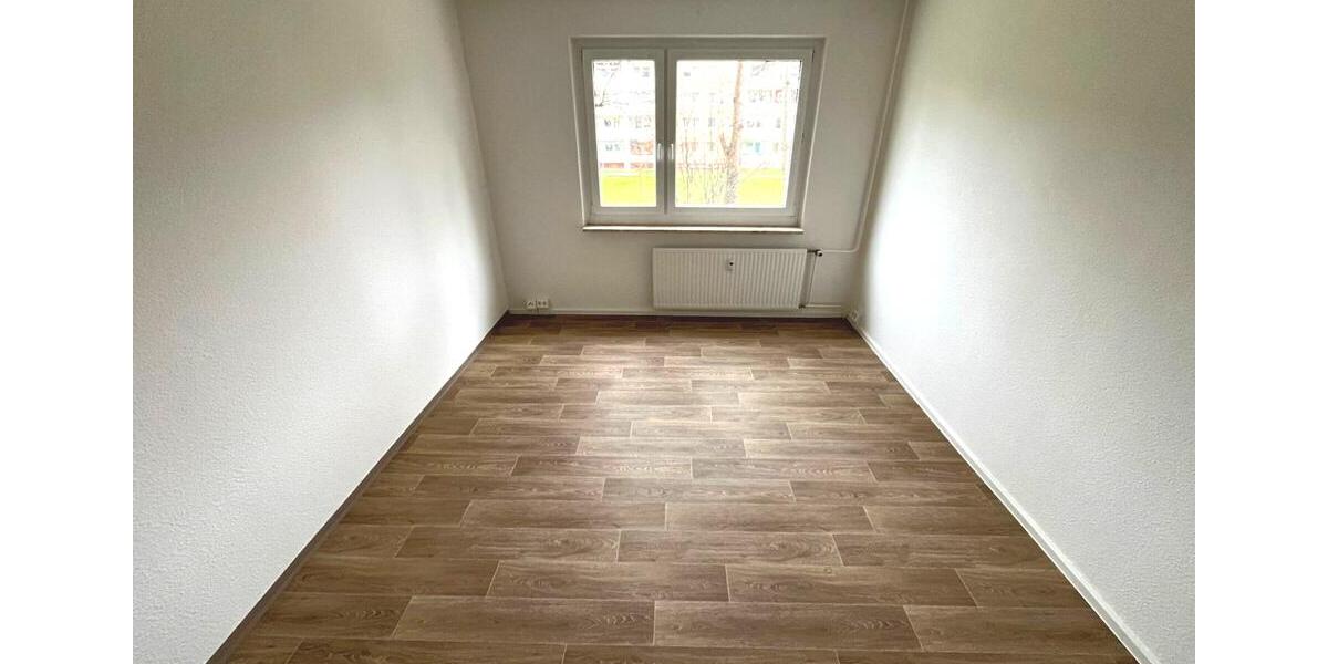 Erdgeschoßwohnung Gera Lusan - 3 Zimmer, 69 m&sup2;, 350&euro; | Angebot:25990363