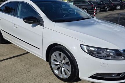 VW CC 92.628 km 11.985 € Zwickau 08058