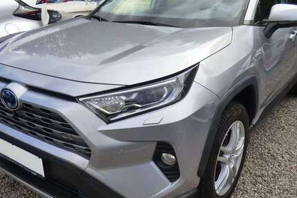 Toyota RAV 4 209.000 km 22.980 € Glauchau 08371