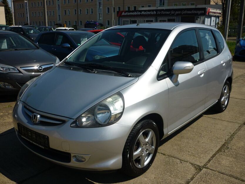 Honda Jazz 135.000 km 3.900 € Gera 07548
