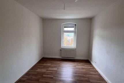 Haus Altenburg - 1 Zimmer, 351 m&sup2;, 149.000&euro; | Angebot:26330474