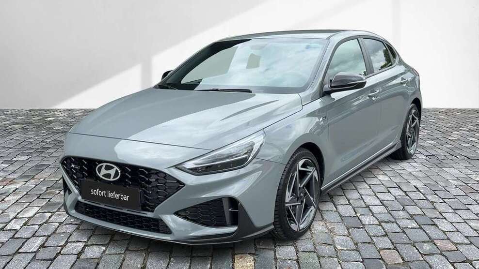 i30