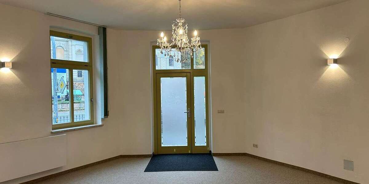 frisch saniertes Gewerbe für Büro oder Praxis, separater Eingang, EBK 4 zimmer