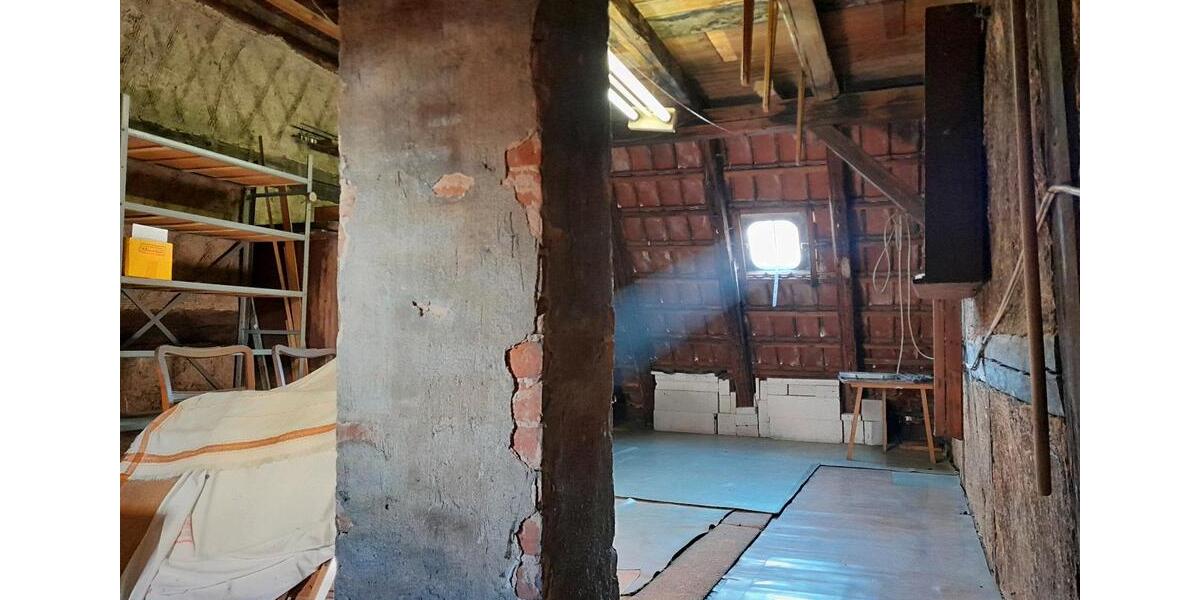 Reihenhaus Stadtroda - 5 Zimmer, 127 m&sup2;, 62.150&euro; | Angebot:24762548