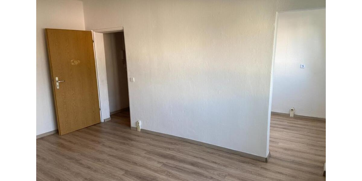Etagenwohnung Altenburg - 4 Zimmer, 107 m&sup2;, 55.000&euro; | Angebot:23848306
