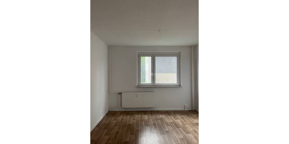 Etagenwohnung Gera Lusan - 3 Zimmer, 68 m&sup2;, 330&euro; | Angebot:25738190