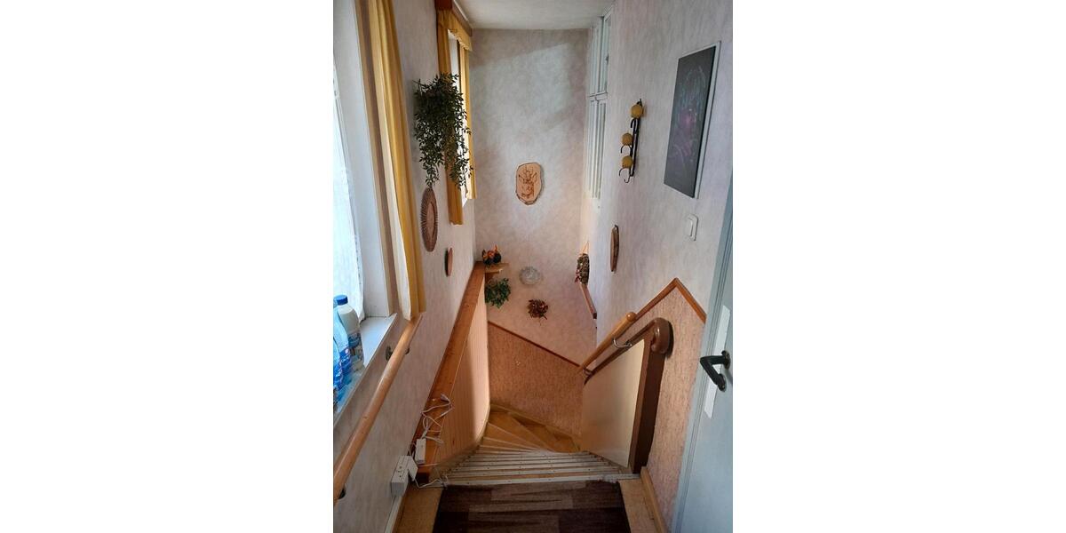 Reihenhaus Stadtroda - 5 Zimmer, 127 m&sup2;, 62.150&euro; | Angebot:24762548