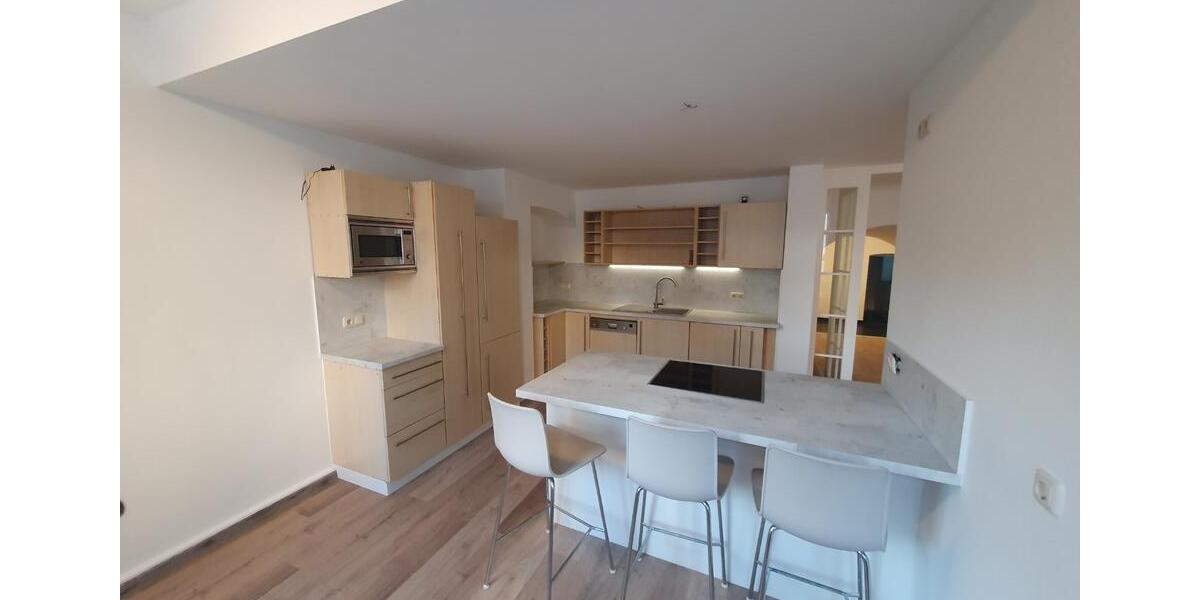 Helle 2-Raumwohnung am Marktplatz von 07607 Eisenberg 2 zimmer