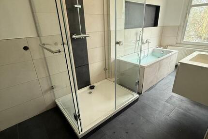 große neu sanierte 5-Raumwohnung 132qm, Greiz Bahnhofnähe 5 zimmer