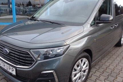 Ford Grand Tourneo 18.100 km 31.900 &euro; Triptis 07819