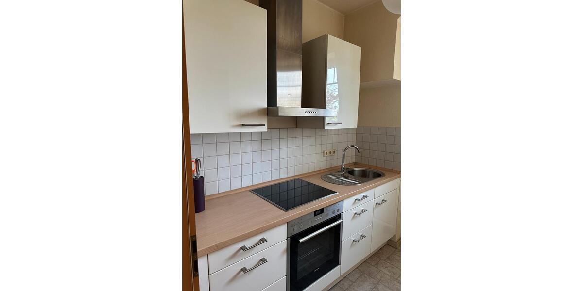 Dachgeschoßwohnung Crimmitschau - 2 Zimmer, 64 m&sup2;, 45.000&euro; | Angebot:26614390